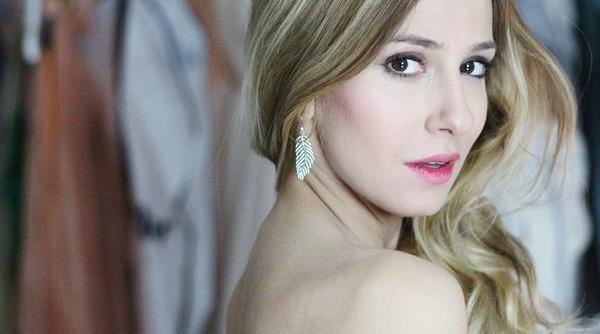 dana rogoz de nerecunoscut a fost surprinsa in tramvai foto