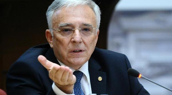 mugur isarescu desfiin eaza codul fiscal este inaplicabil