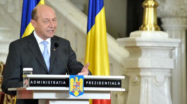 traian basescu a lasat in paragina la palatul cotroceni spune dan mihalache