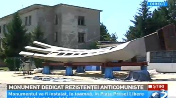aripi un nou monument pe locul statuii lui lenin din pia a presei libere din toamna