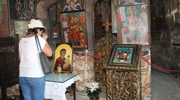 sondaj inscop 96 5prc dintre romani cred in dumnezeu