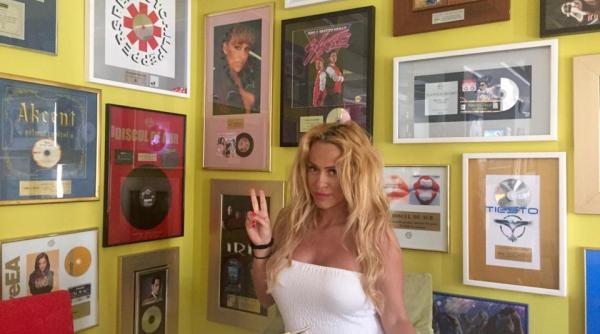 bomba in showbiz despre anda adam secret ie it la iveala