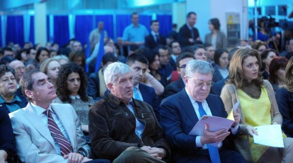 petre roman vrea sa fie candidatul pnl pentru primaria capitalei