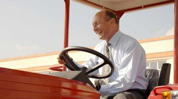 traian basescu a dat lovitura la nana
