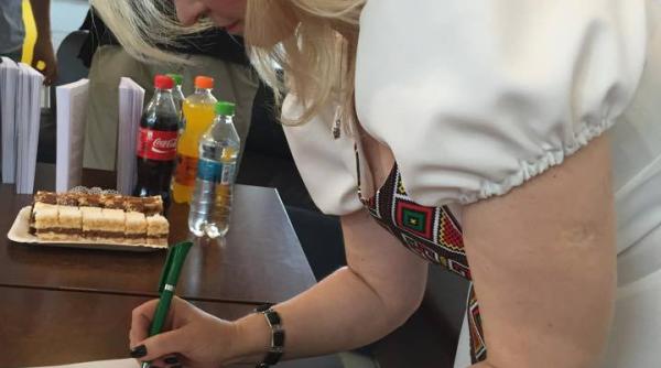 zilele aman ilor i nop ile aman ilor car i interzise minorilor tu mai ii cu iliescu