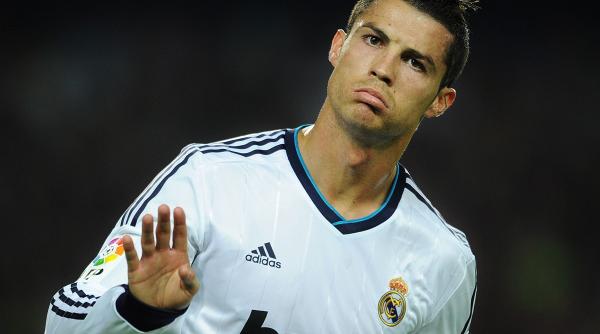 cristiano ronaldo deghizat in om al strazii de nerecunoscut pe strazile madridului video