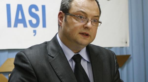 lovitura de teatru la ia i cine vrea sa fie primar