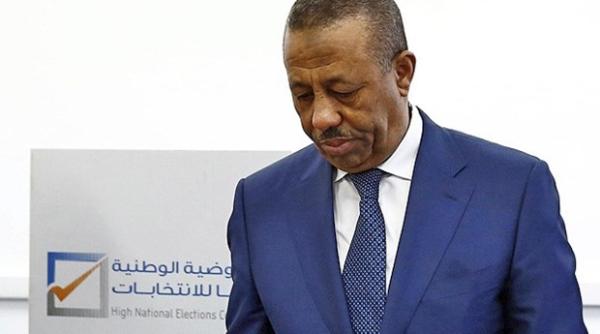 premierul libian i a dat demisia in direct la tv