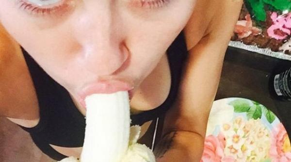 miley cyrus a intrecut masura uite cum s a pozat