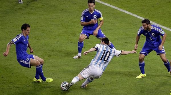 lionel messi dupa ce a ajuns la 80 milioane de fani pe facebook este cu adevarat incredibil