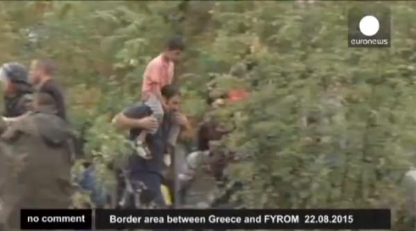 bulgaria a trimis blindate la grani a cu macedonia