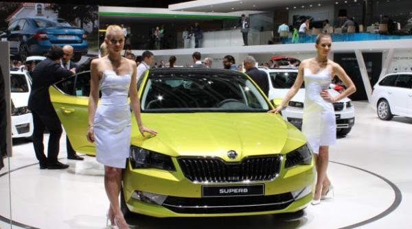 skoda prezinta modelul care parcurge 1 780 kilometri cu un plin