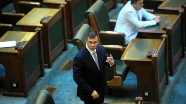 locul lui mru din senat vacantat cine a mai schimbat tabara