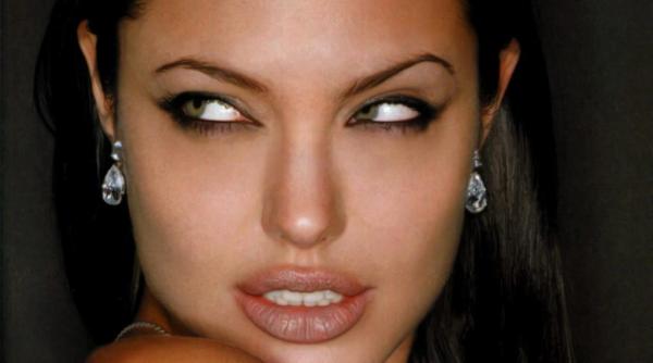 fotografii rare cu angelina jolie realizate de kate garner scoase la vanzare