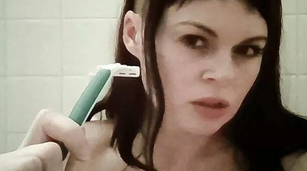 incredibil de ce i au spus acestei tinere sa se sinucida