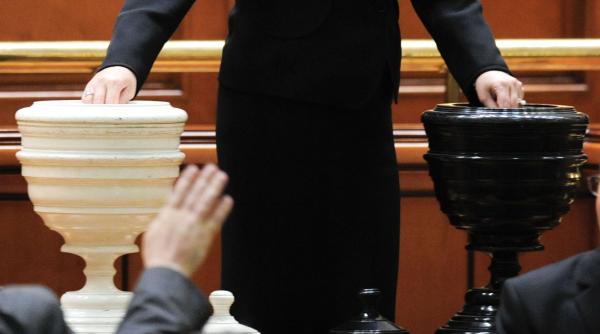 de la varful pnl in ce stadiu se afla negocierile cu parlamentarii pentru sus inerea mo iunii