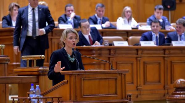 alina gorghiu a anun at o masura extrema parlamentarii pnl intra in greva japoneza