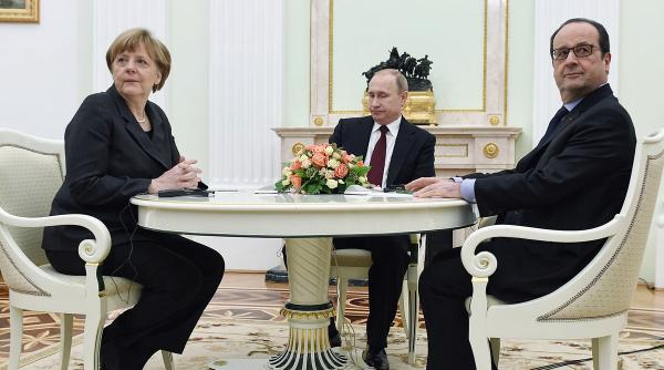intalnire intre merkel hollande i putin ce au discutat cei trei