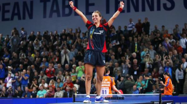 performan a colosala eliza samara e campioana europeana la tenis de masa