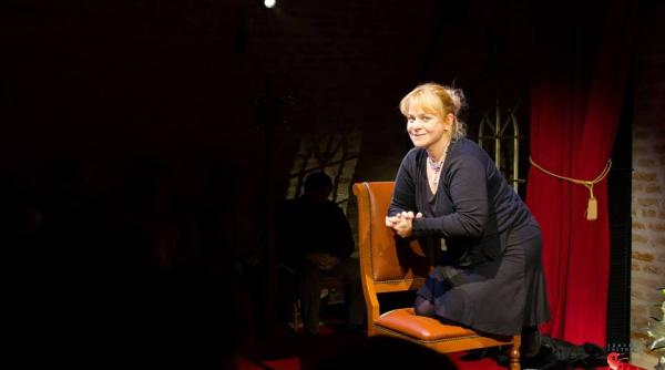 scandal monstru in teatru acuza ii grave implica i i politicieni