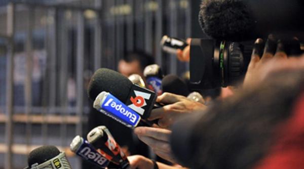 oc in presa din romania to i jurnali tii unei publica ii au fost re inu i