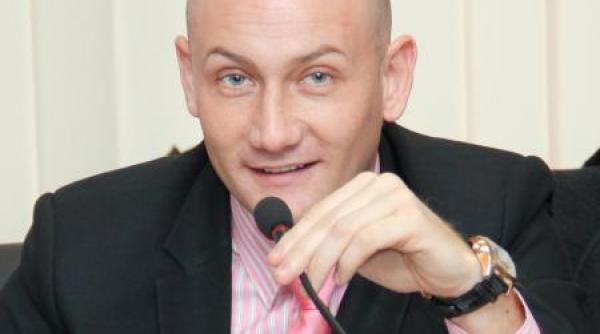 lovitura in pnl un pre edinte de consiliu jude ean trece la unpr