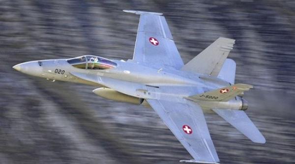 incident intre un avion militar nato i unul care transporta deputa i ru i