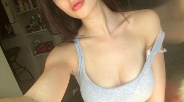 fata asta a innebunit netul motivul nu l banuie ti