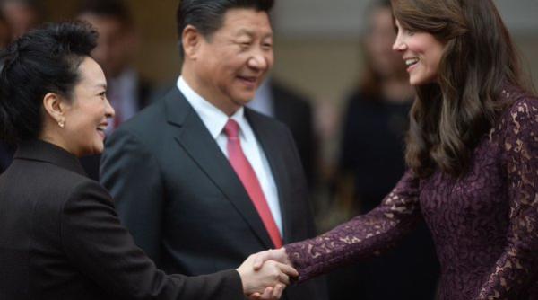 presedintele chinei fermecat de ducesa de cambridge la dineul de la buckingham