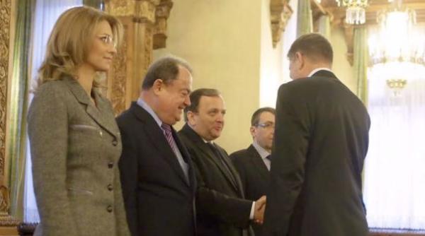 un pre edinte rupe tacerea gorghiu i blaga duc un penal la ppe