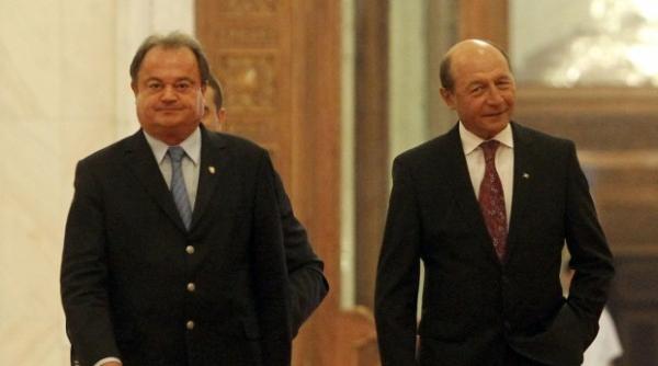vasile blaga ii da lovitura lui traian basescu