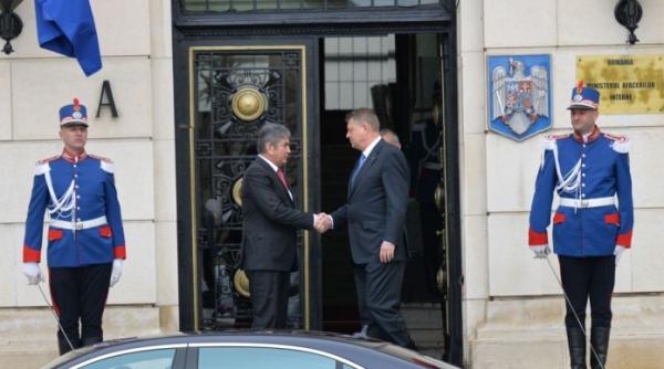 ce spune iohannis despre cafelele zilnice cu oprea