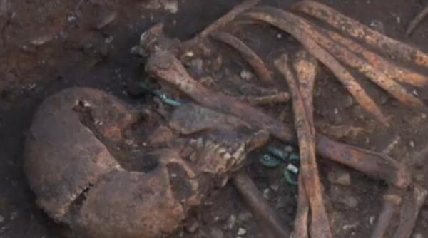 descoperire intr un mormant de 5 000 de ani din prahova care i intriga pe arheologi