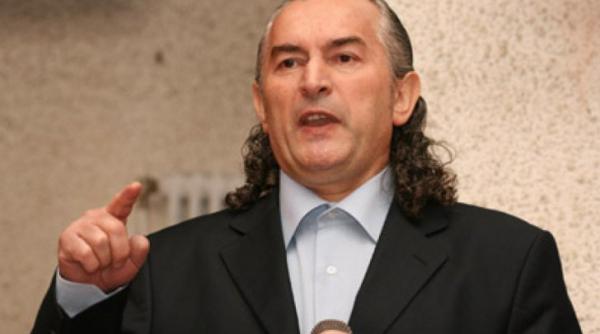 dosar mineriada miron cozma acuzatii grave la adresa lui ion iliescu minerii imbraca i in soldati