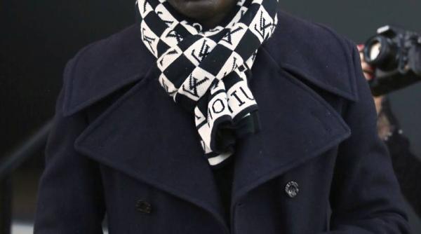 doliu in showbiz un actor de 40 de ani s a sinucis sarind de pe un pod