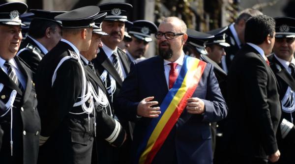 piedone a demisionat sunt de profesie om