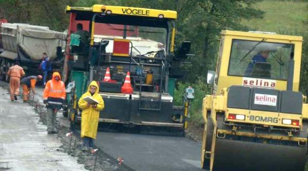 ioan catalin nechifor  guvernul a alocat peste 13 6 milioane lei pentru drumurile judetene