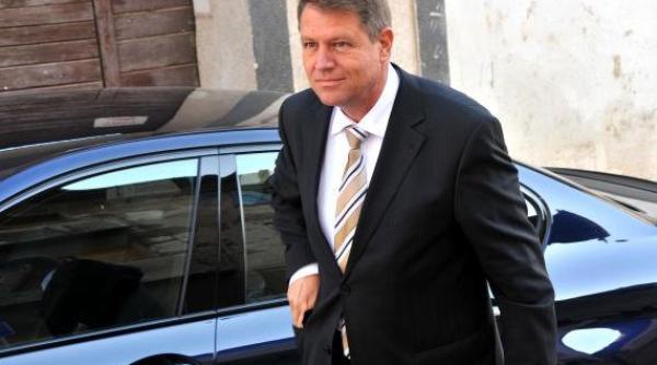 klaus iohannis  plin de cadouri  aprc c8prc 99a cum nu l aprc c8prc 9bi vazut niciodata