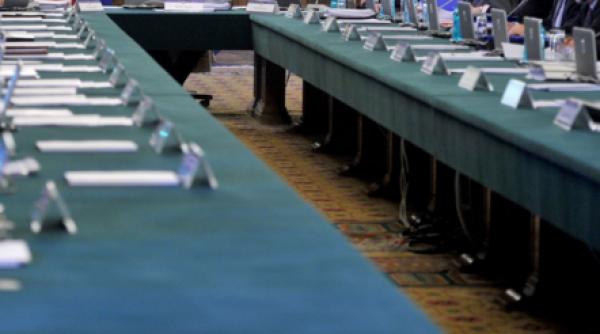 ministrul propus la educa ie acuzat de antaj i abuzuri