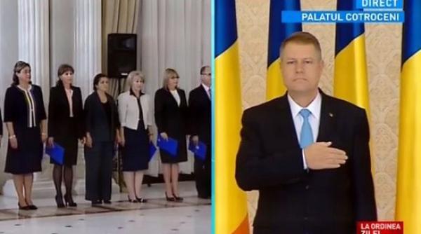 ceremonia de depunere a juramantului de investitura a membrilor noului guvern a inceput