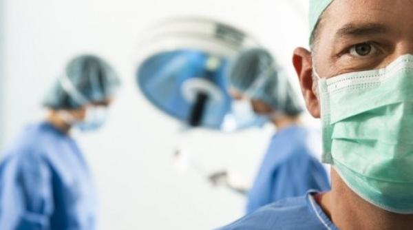 lipsa sau excedent de medici in romania de ce pleaca medicii