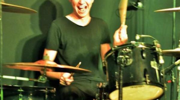 revolta surorii unui tanar ars in colectiv i transportat in belgia