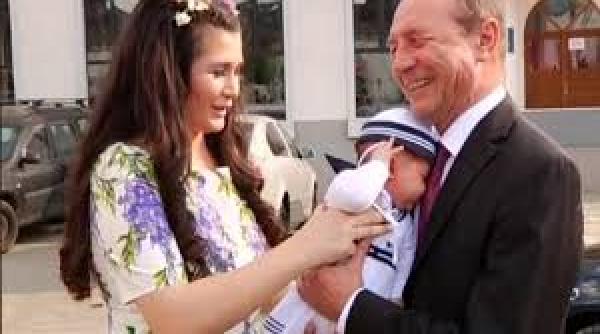 basescu am 3 nepotei nu mi as dori ca ei sa traiasca intr o europa islamizata