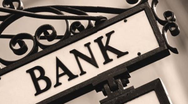 alarma falsa ce era obiectul confundat cu o grenada intr o banca