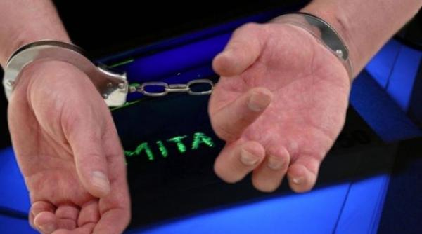 prahova  avocata din baroul dambovita  arestata pentru trafic de influenta