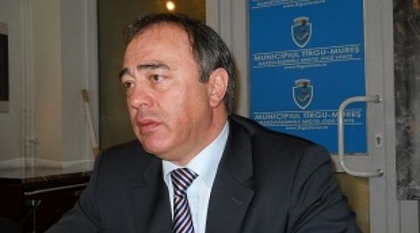 scrisoare deschisa catre dacian ciolo ce acuza primarul unui municipiu