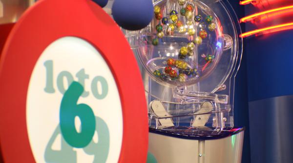 loto loto 6 49 numerele ca tigatoare de joi 26 noiembrie 2015 report de peste 26 milioane de lei la loto 6 49