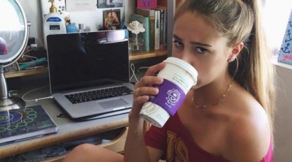 fiica lui stallone  o bomba sexy cum arata sophia stallone