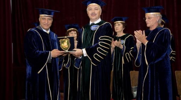 rector tehnocrat la o universitate din romania profesorii au renun at la alegeri