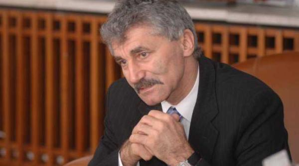 ioan oltean i catalin teodorescu la mana deputatilor